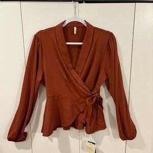 NWT Halara Shawl Collar Wrapped Tie Side Ruffle Hem Work Blouse